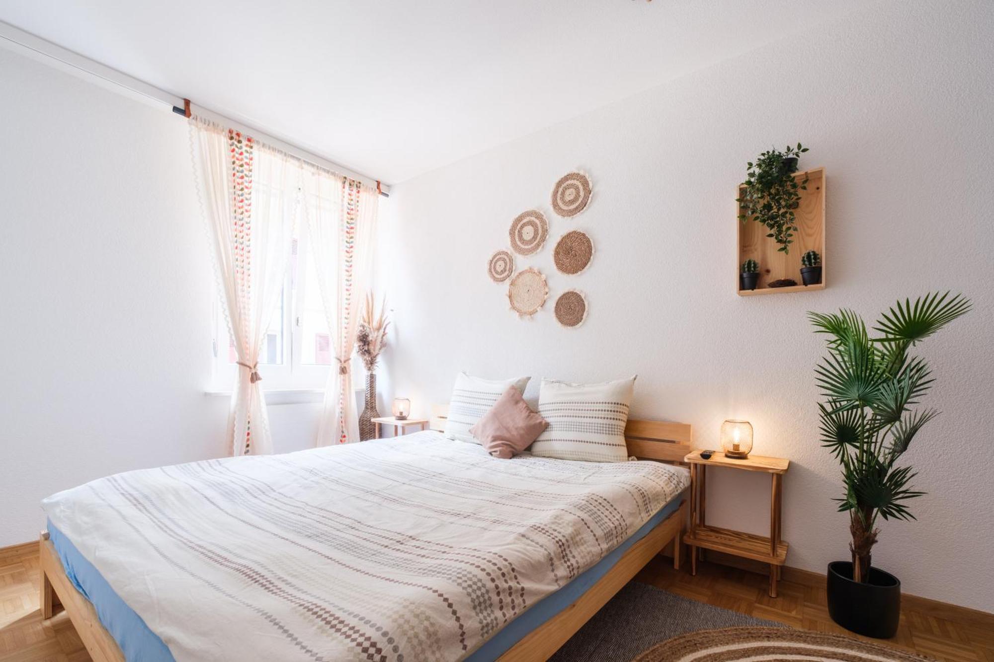 City Central Comfort Лозана Екстериор снимка